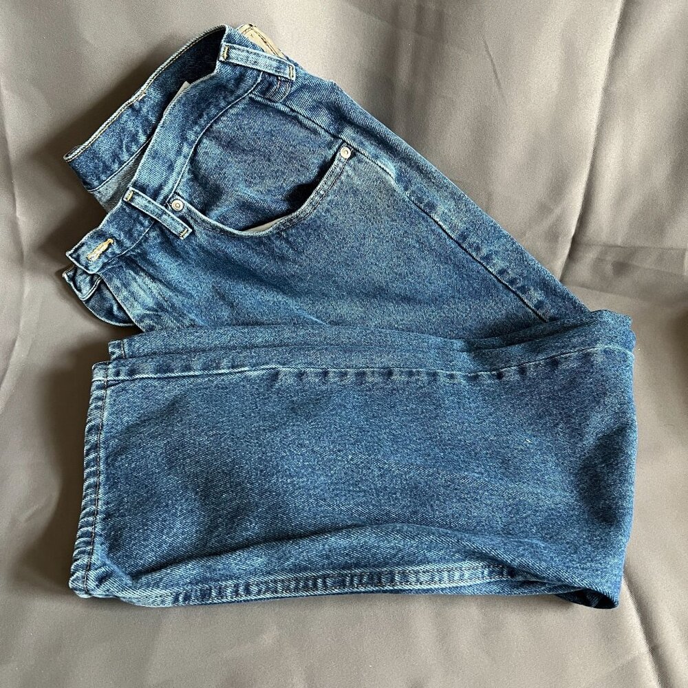 Wrangler Mens Relaxed Fit Authentic Blue Jeans Size 38 X 29 100% Cotton Made In